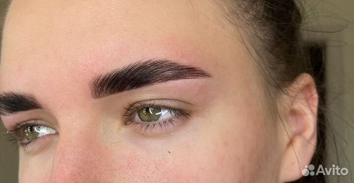 Мастер бровист