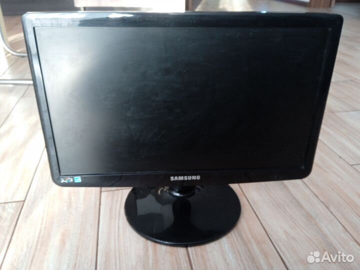 Монитор Samsung 19 дюймов