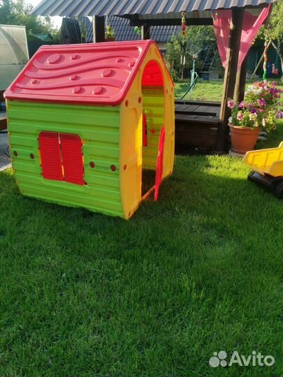 Детский игровой пластиковый домик