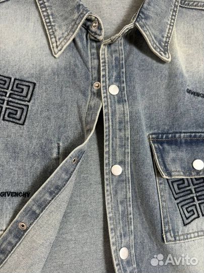 Джинсовая рубашка