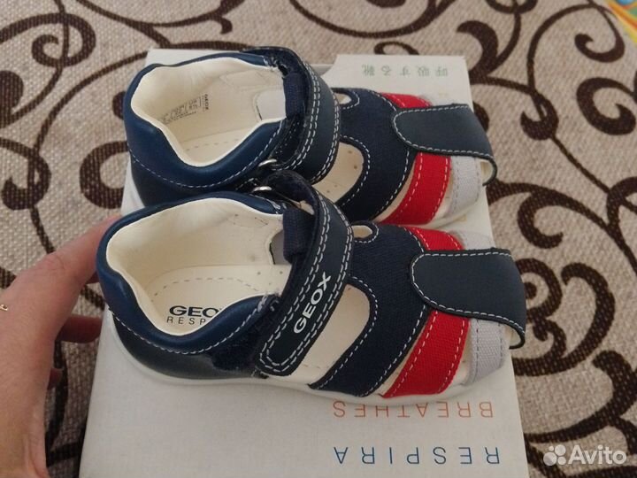 Сандалии geox 22