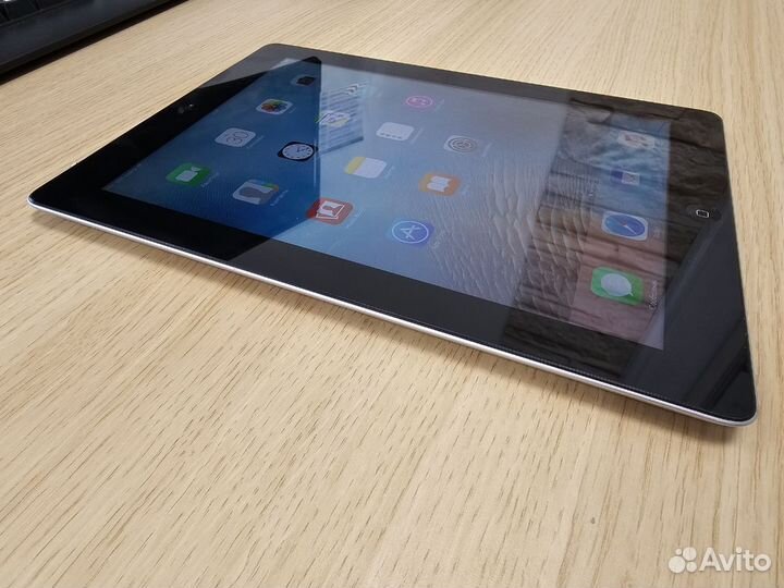 iPad A1430(3-го поколения, Wi-Fi + Cellular) 64Гб