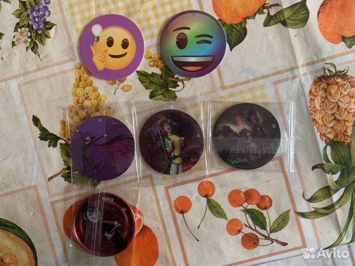 Фишки chipicao смайлы и монстры на каникулах