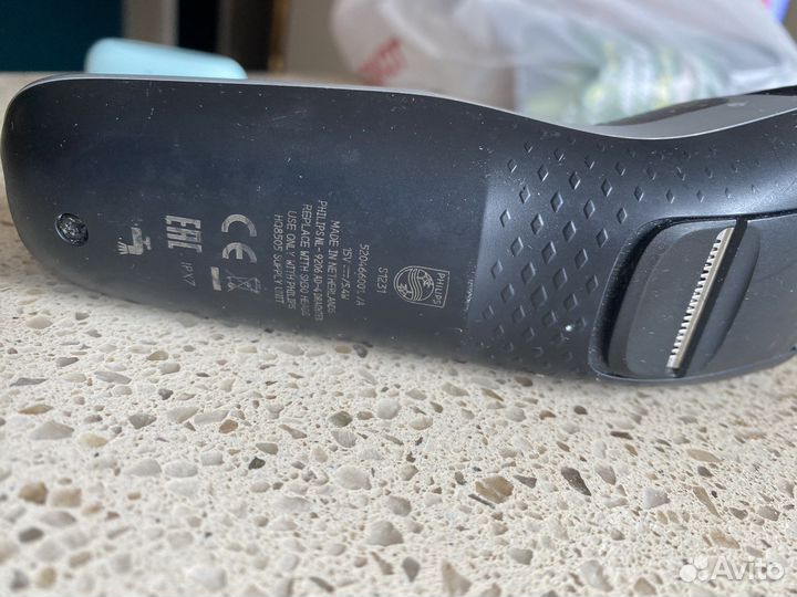 Бритва электрическая philips series 1000