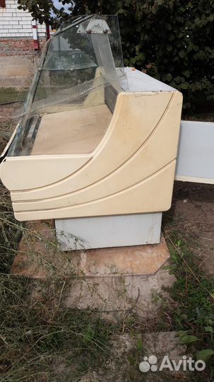 Холодильная витрина бу