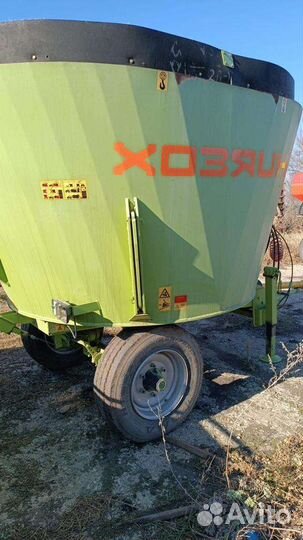 Кормораздатчик хозяин