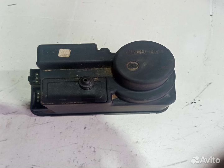 Компрессор центрального замка mercedes w202