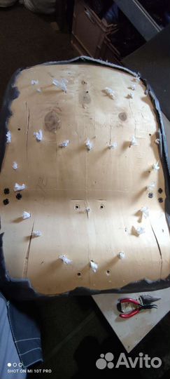 Перетяжка офисных кресел,стульев натуральной кожей