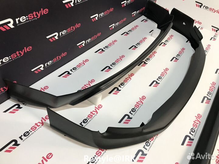 Обвес Toyota Prius 30 2м 12-15г Под покраску