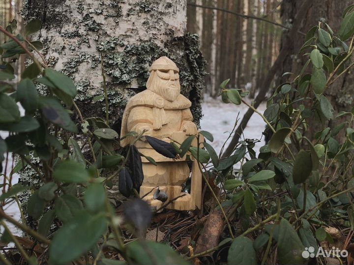 Викинг резной