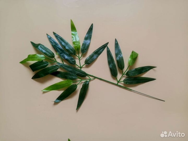 Искусственные листья бамбука