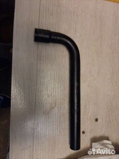 Ключ балонник renault логан рено