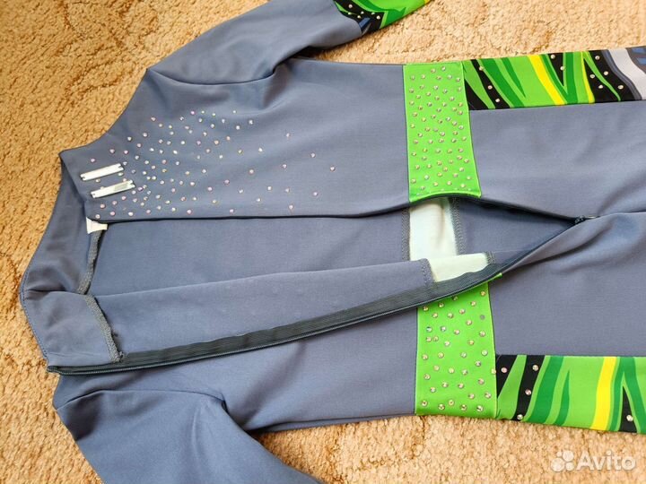 Комбинезон для гимнастов и акробатов