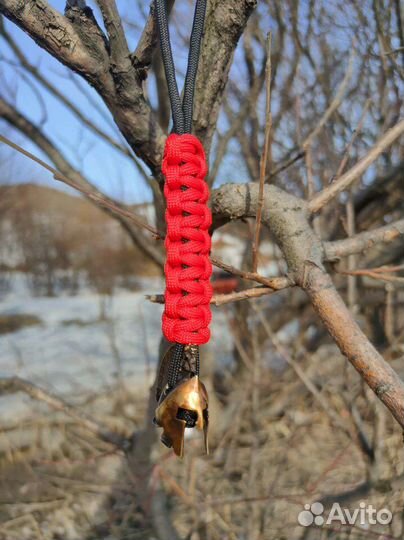 Брелоки,браслеты из паракорда