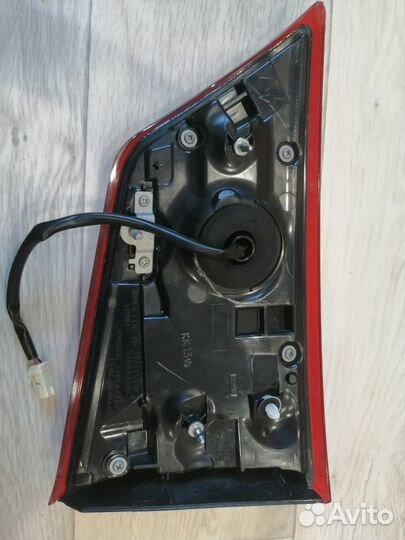 Фонарь задний левый mitsubishi outlander 3