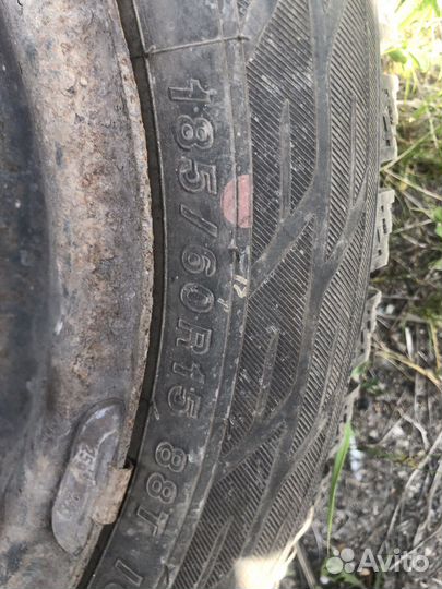 R15 Yokohama IceGuard Stud IG65 185/60, PCD 4x100 DIA 56.6