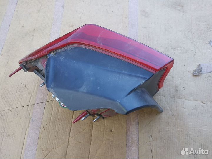 Фонарь задний правый Kia K5