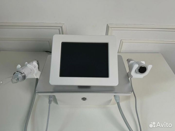 Аппарат микроигольчатого РФ лифтинга