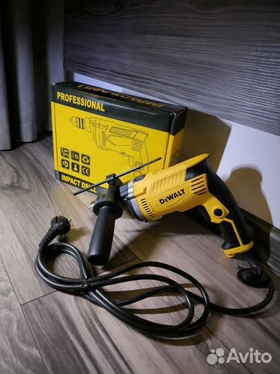 Дрель ударная dewalt