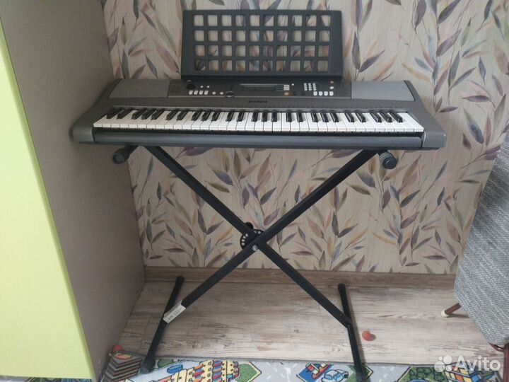 Синтезатор yamaha psr 300