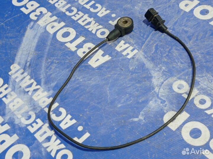 Датчик детонации Opel Omega B седан X25XE 1998