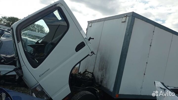 Митсубиси Кантер по запчастям