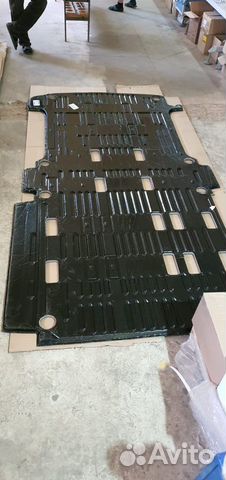 Автомобильные коврики резиновые