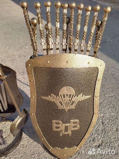 Подарок на день вдв подставка для шампуров