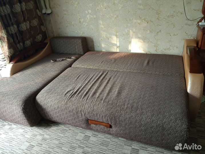 Угловой диван бу