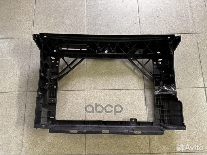 Панель передняя в сборе /рамка радиатора/ Scoda