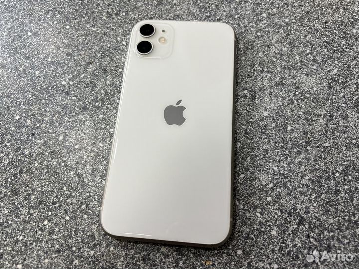 iPhone 11, 64 ГБ