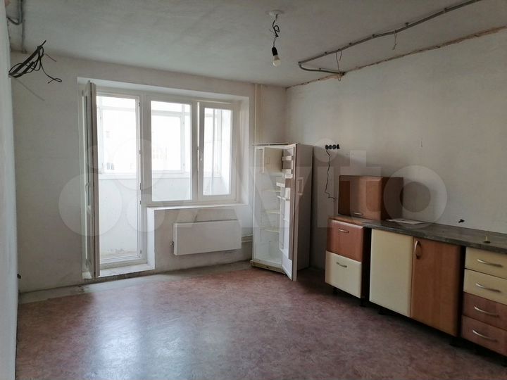 3-к. квартира, 90 м², 5/14 эт.