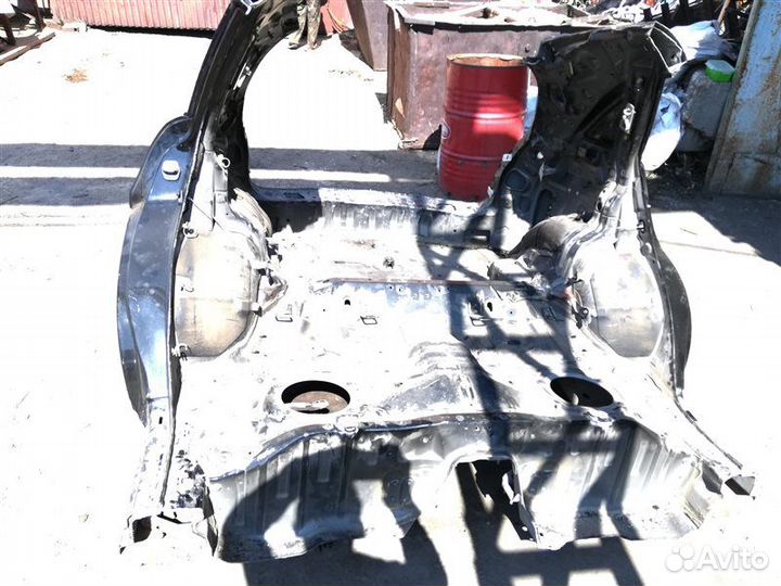 Задняя часть кузова задняя Infiniti Fx45 S50