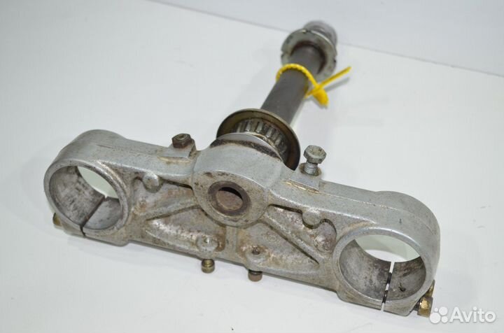 Траверса нижняя Ducati Monster 400