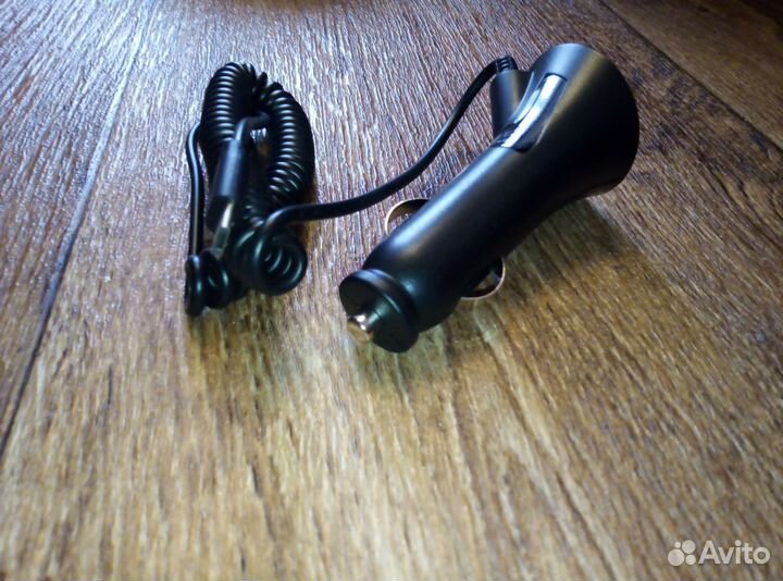 Зарядное устройство для телефона в авто