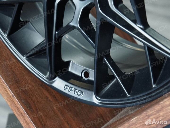 Литые диски HRE R21 на Audi. Арт3424