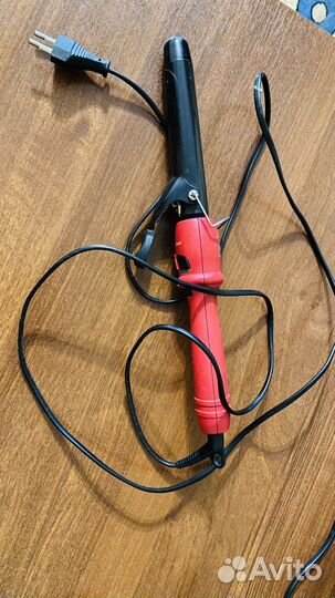 Плойка и выпрямитель для волос