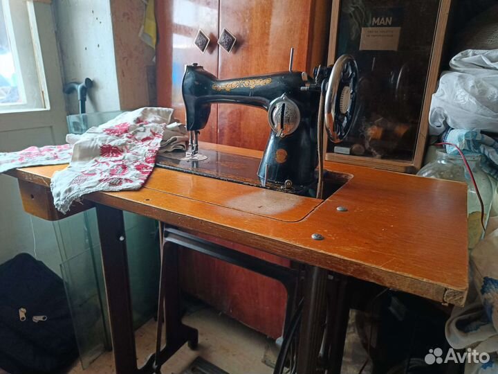 Швейная машинка ножная подольск