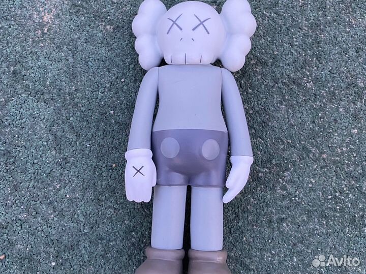 Фигурка коллекционная Kaws