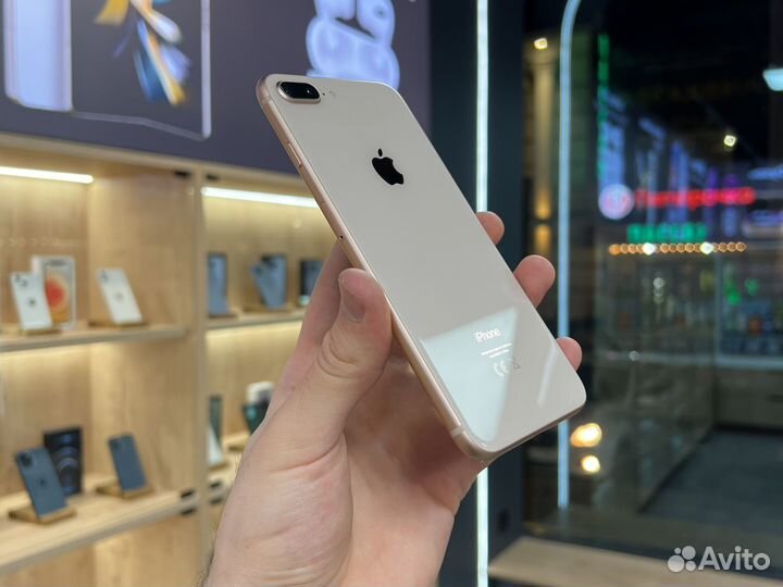 iPhone 8 Plus, 64 ГБ