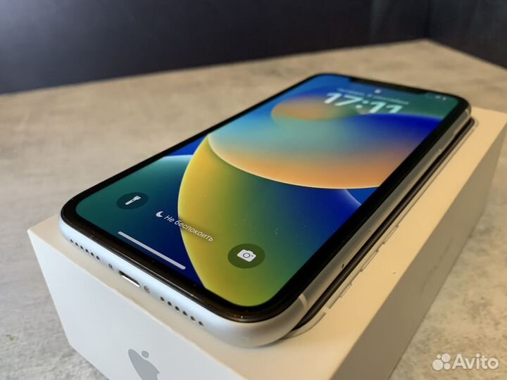 iPhone Xr, 64 ГБ