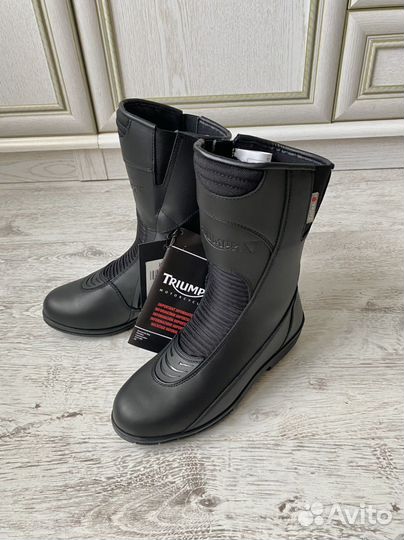 Новые Triumph р. 38 EUR мотоботы