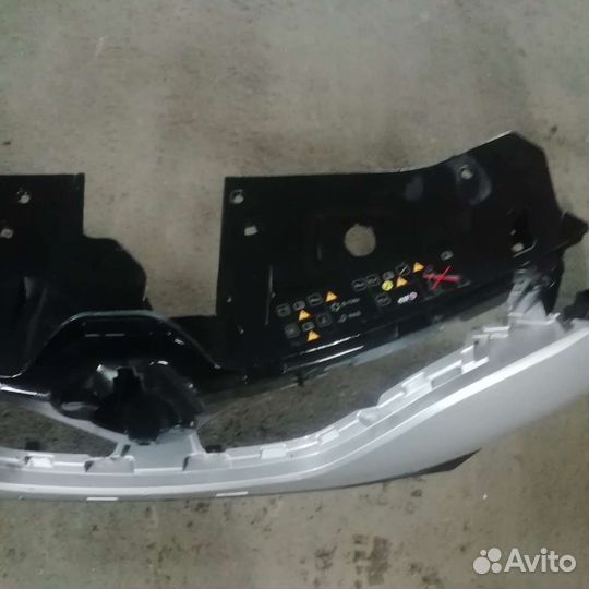 Бампер от renault каптюр