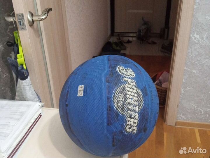 Баскетбольный мяч