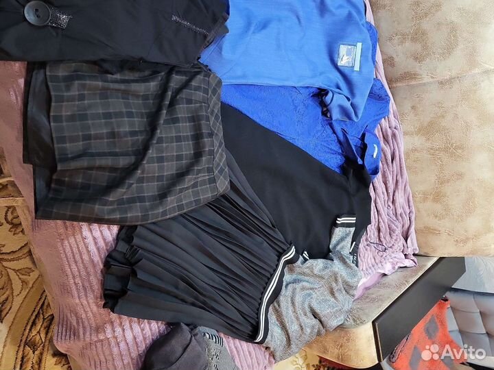 Продаются женские вещи