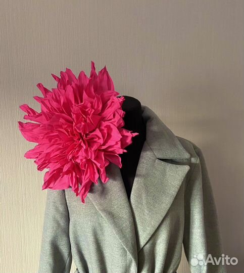 Большая брошь цветок