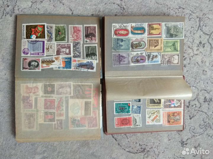 2 альбома с марками