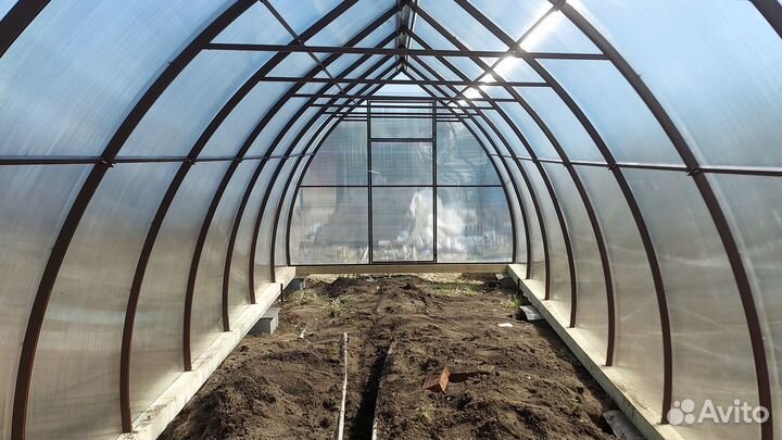 Теплицы, парники