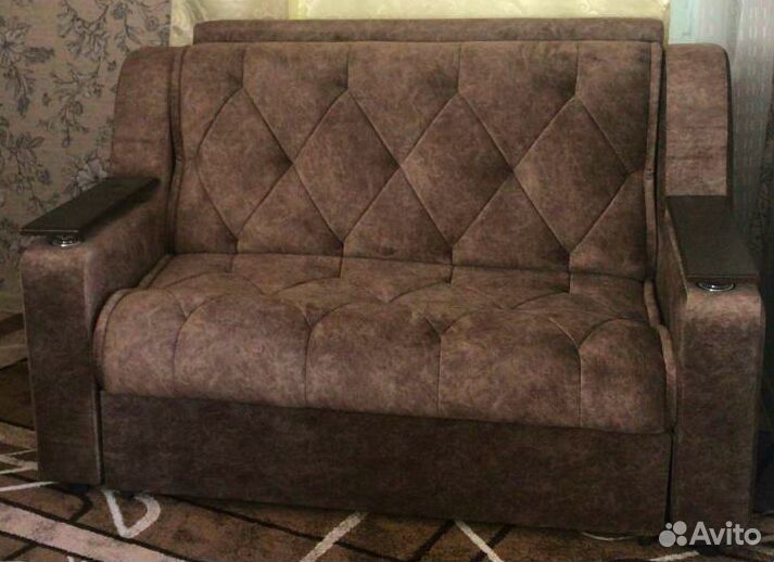 Софа Азалия