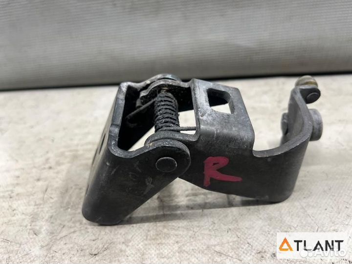 Ролик раздвижной двери задний правый honda freed